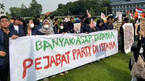 BBC：印尼多地大學生舉行示威，要求將森地火災（karhutla）列為國家級災害
